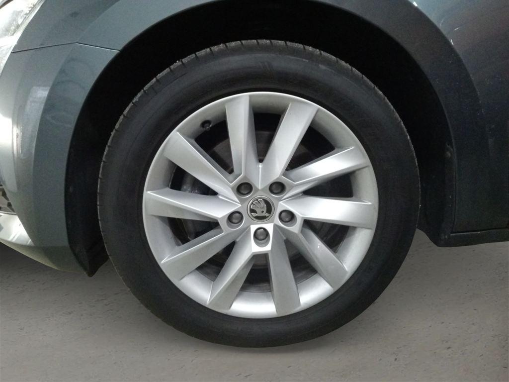 Skoda Superb Combi 2.0 TDI Ambition 110 kW (150 CV) - 7