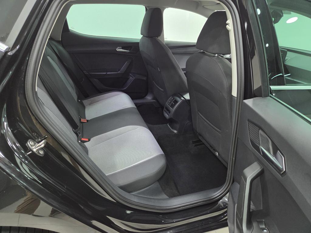 SEAT León 1.5 TSI S&S Style 25 Aniversario 85 kW (116 CV) - 5