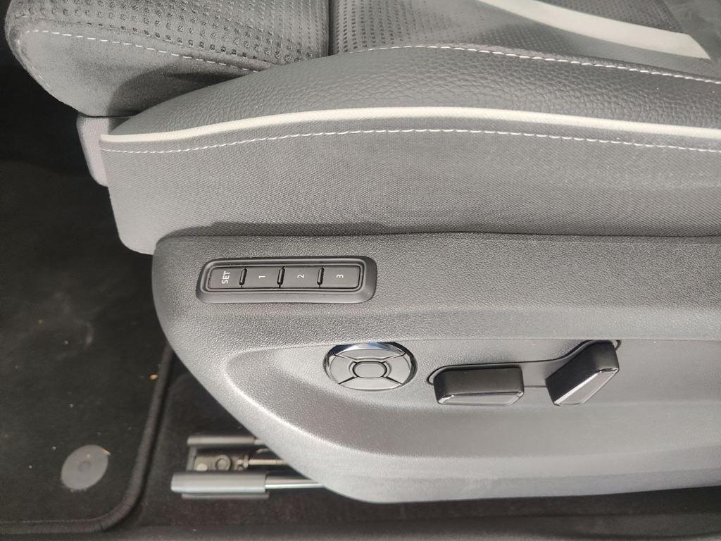 Skoda Kodiaq 2.0 TDI Sportline 4x4 DSG 142 kW (193 CV) - 8