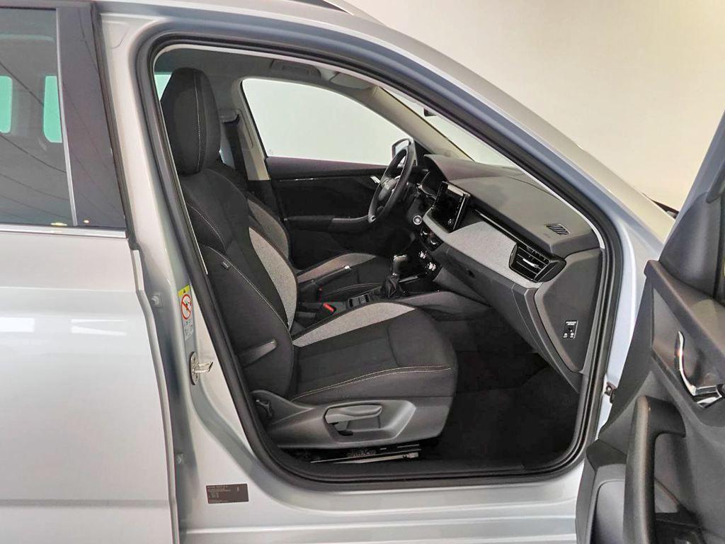 Skoda Kamiq 1.0 TSI Selection DSG 85 kW (115 CV) - 4