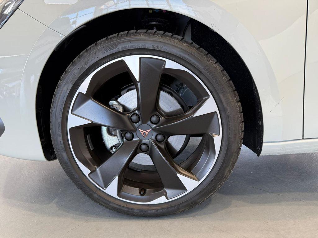 CUPRA León 1.5 TSI e-Hybrid 150 kW (204 CV) DSG - 7