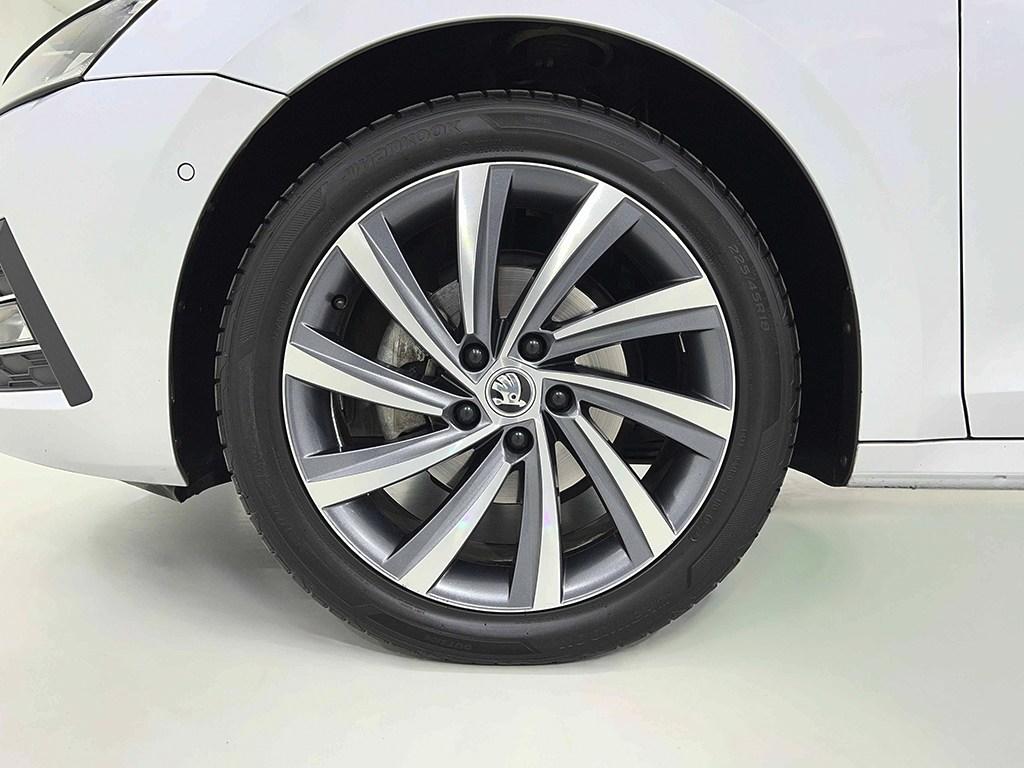 Skoda Octavia Combi 2.0 TDI Style DSG 110 kW (150 CV) - 7