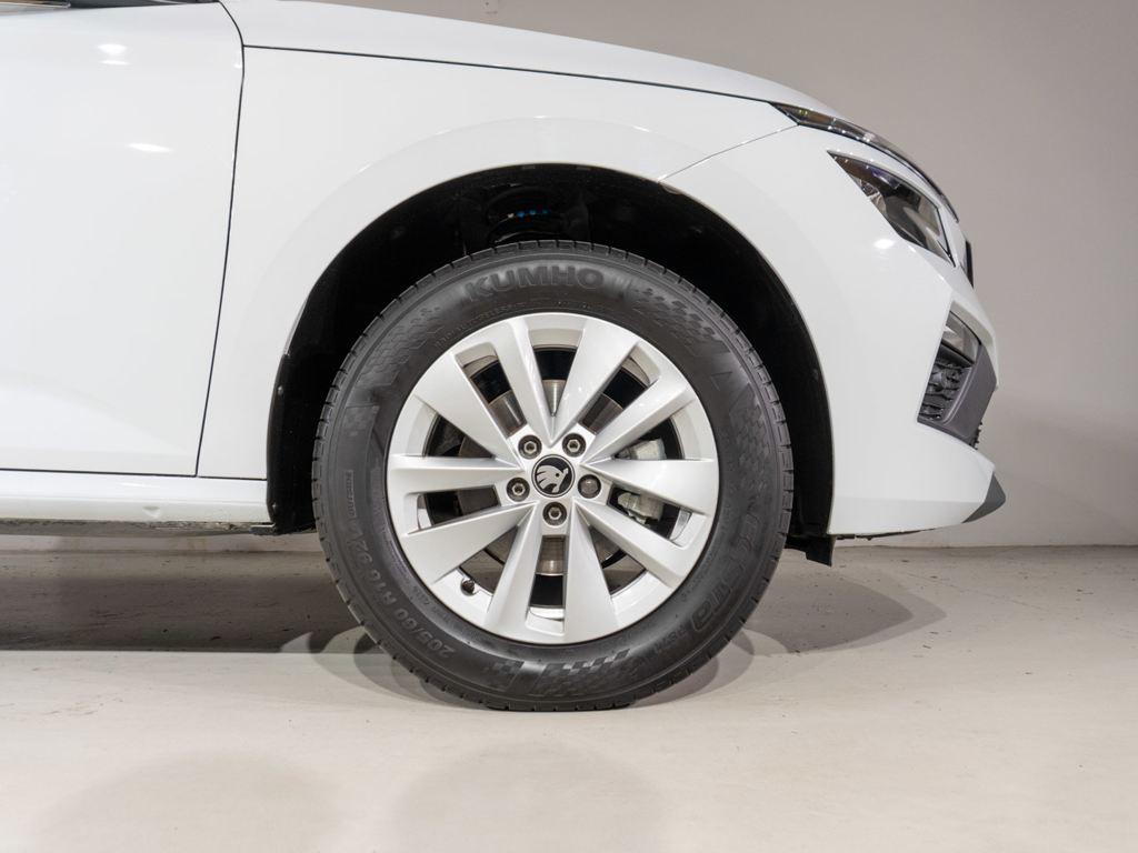 Skoda Kamiq 1.0 TSI Selection 85 kW (115 CV) - 7