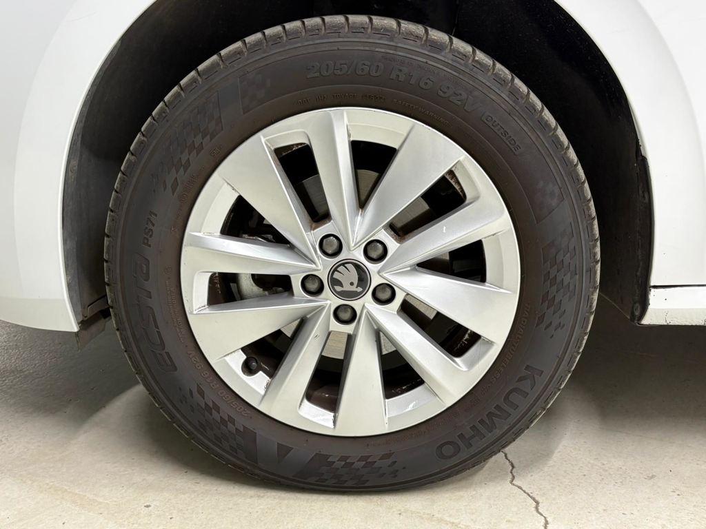 Skoda Kamiq 1.0 TSI Selection 85 kW (115 CV) - 7