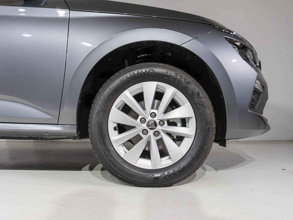 Skoda Kamiq 1.0 TSI Selection 85 kW (115 CV) - 7