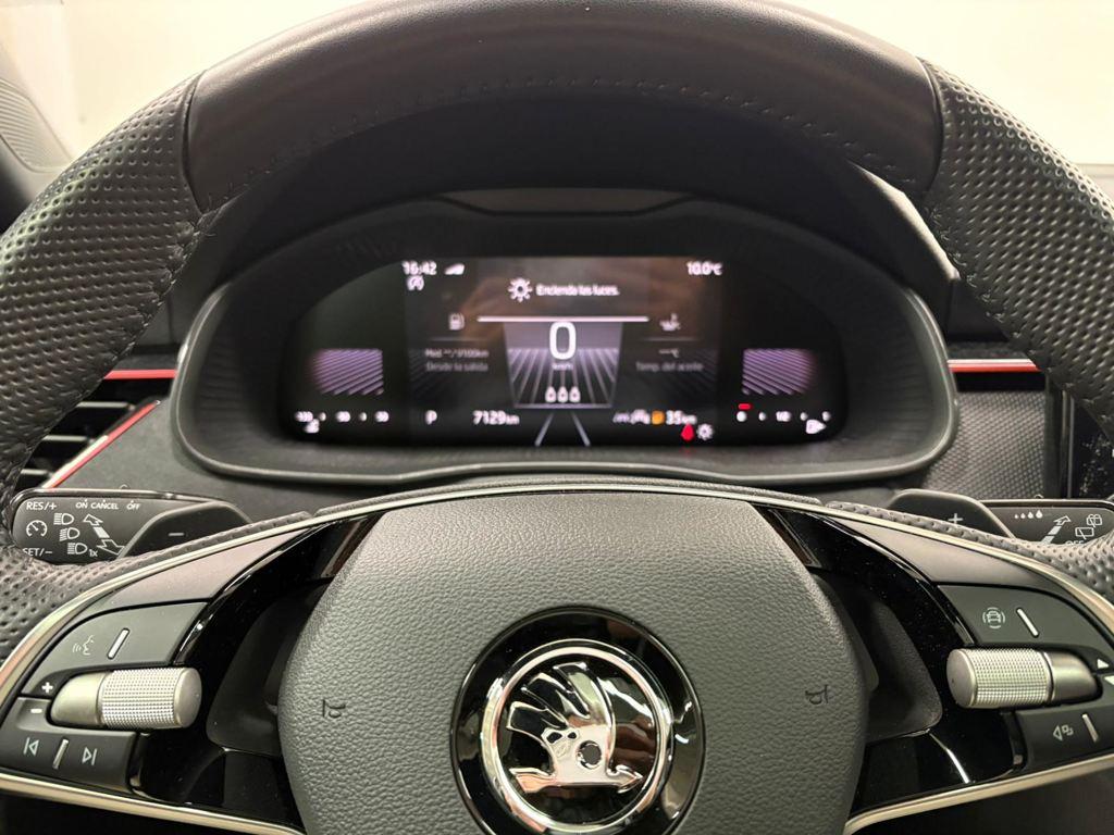 Skoda Scala Design 1.0 TSI DSG 85 kW (115 CV) - 8