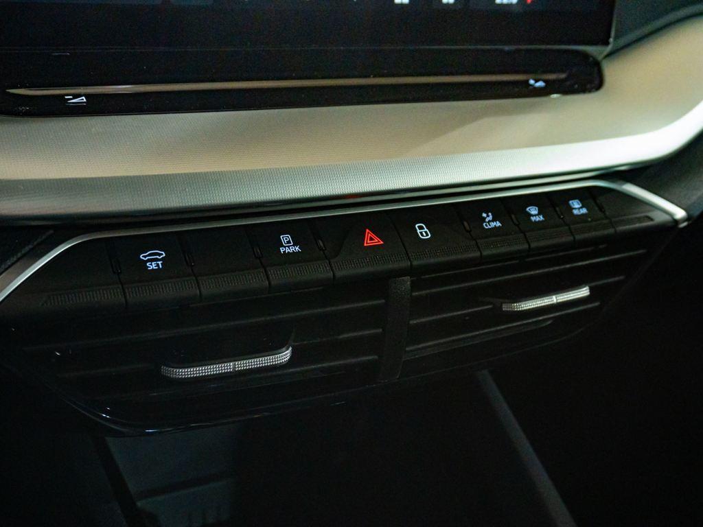 Skoda Octavia 1.5 TSI m-HEV Selection DSG 110 kW (150 CV) - 15