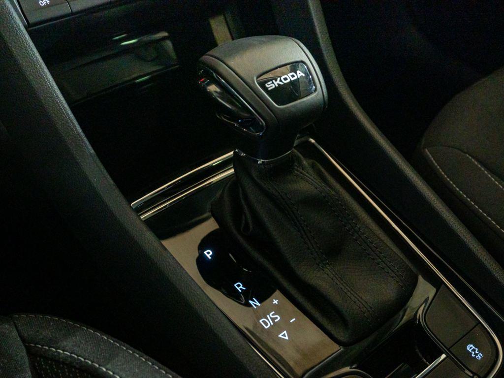 Skoda Karoq 1.5 TSI ACT Selection DSG 110 kW (150 CV) - 16