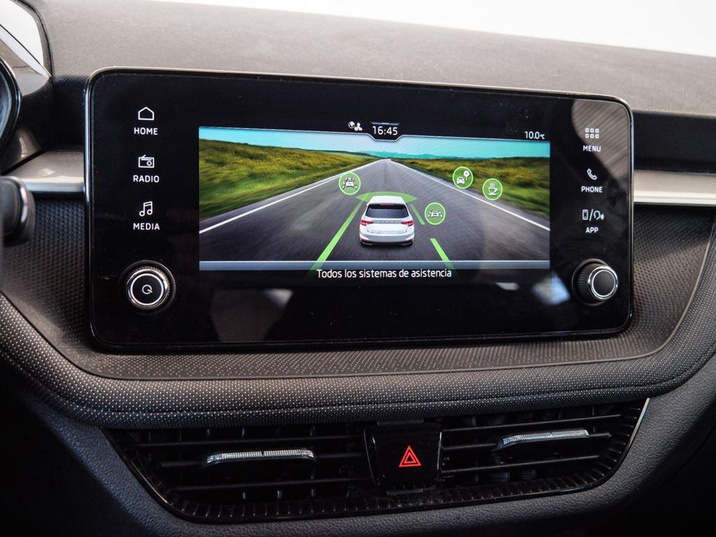 Skoda Fabia 1.0 TSI Selection 70 kW (95 CV) - 10