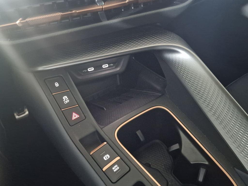 CUPRA Terramar 1.5 TSI e-Hybrid DSG 150 kW (204 CV) - 9