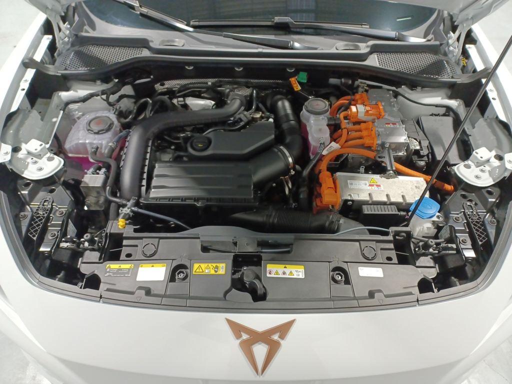 CUPRA Formentor 1.5 TSI e-Hybrid DSG 150 kW (204 CV) - 15