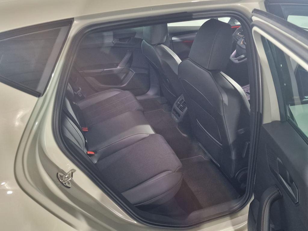 CUPRA León 1.5 TSI e-Hybrid 150 kW (204 CV) DSG - 5