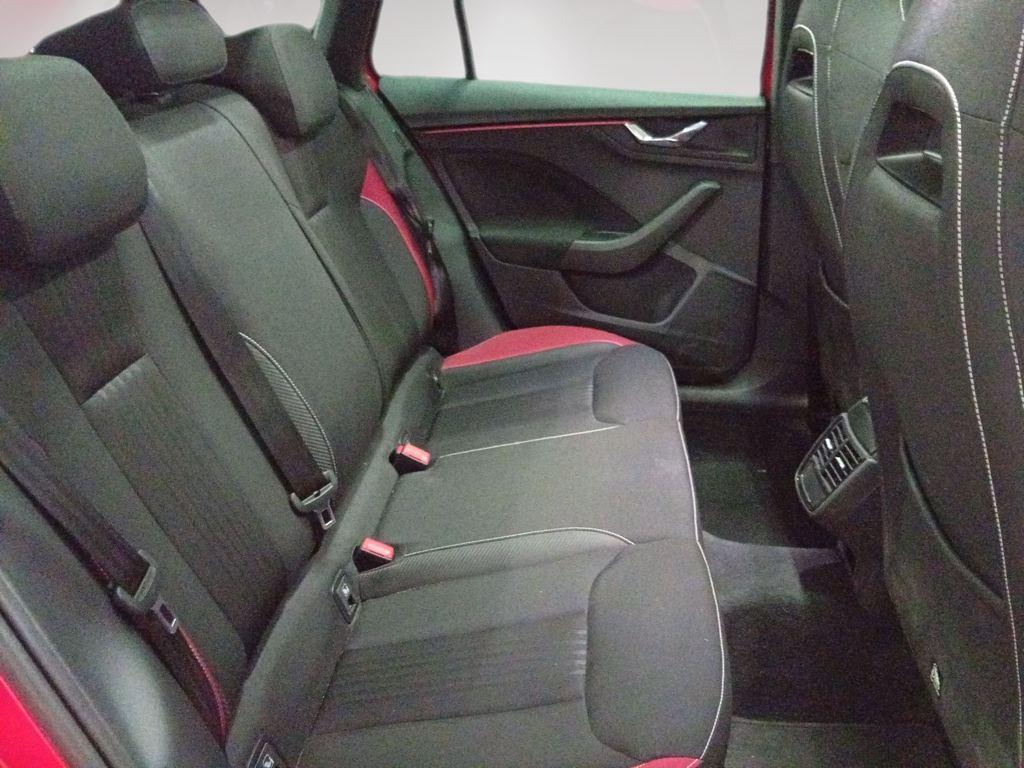 Skoda Kamiq 1.0 TSI Montecarlo DSG 81 kW (110 CV) - 5