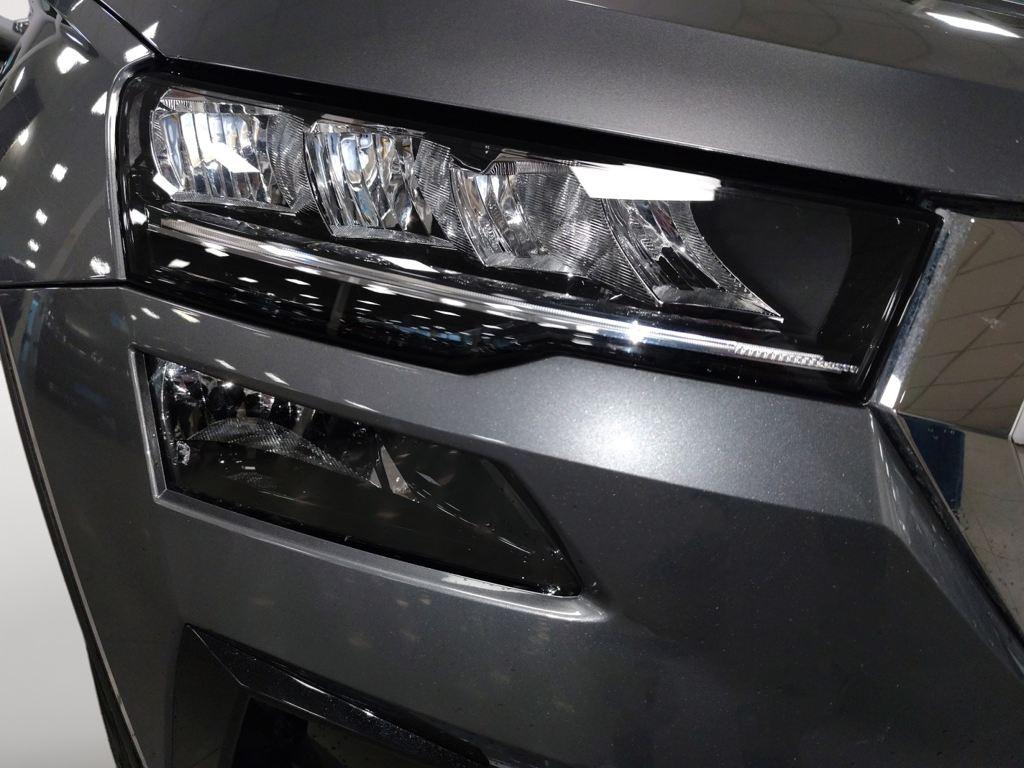 Skoda Karoq 1.5 TSI ACT Selection DSG 110 kW (150 CV) - 8