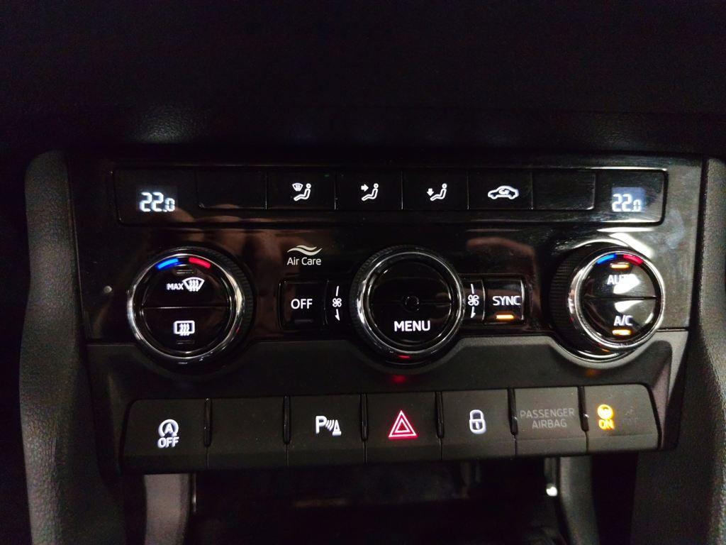 Skoda Karoq 1.5 TSI ACT Selection DSG 110 kW (150 CV) - 19