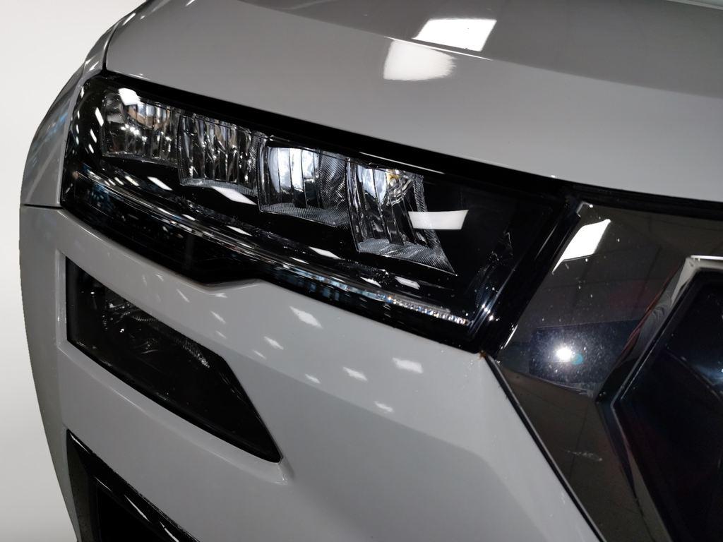 Skoda Karoq 1.5 TSI ACT Selection 110 kW (150 CV) - 8