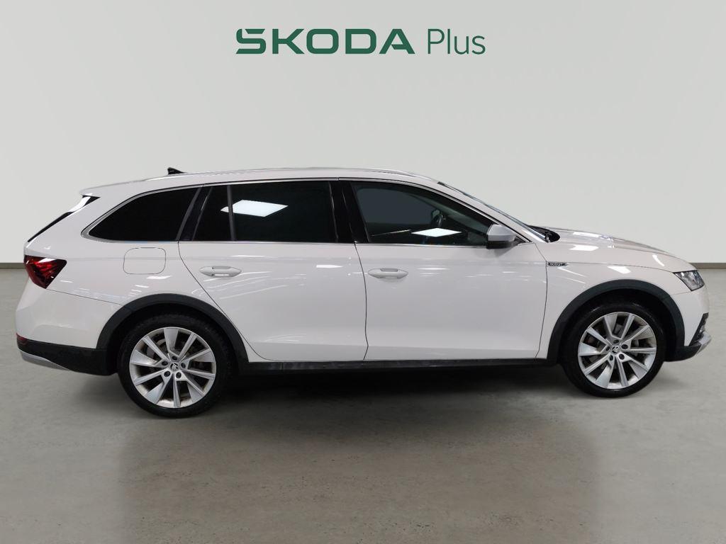 Skoda Octavia Combi 2.0 TDI Scout 4x4 DSG 110 kW (150 CV) - 2