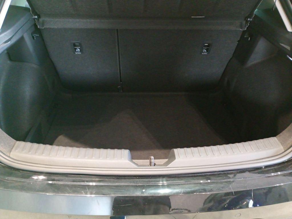 SEAT León 1.5 eTSI Style 25 Aniversario DSG 85 kW (116 CV) - 6