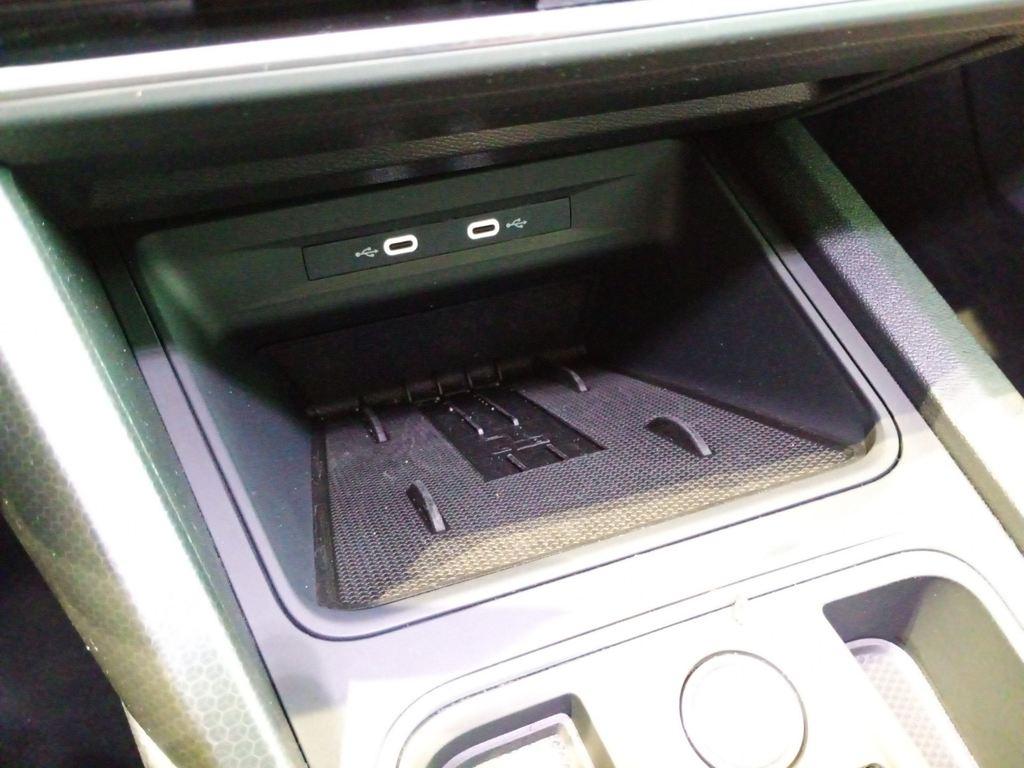 SEAT León 1.5 eTSI Style 25 Aniversario DSG 85 kW (116 CV) - 13