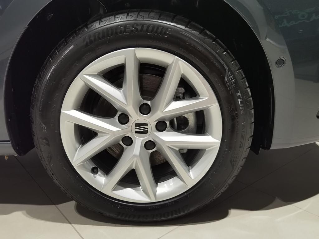 SEAT León 1.5 eTSI Style 25 Aniversario DSG 85 kW (116 CV) - 7