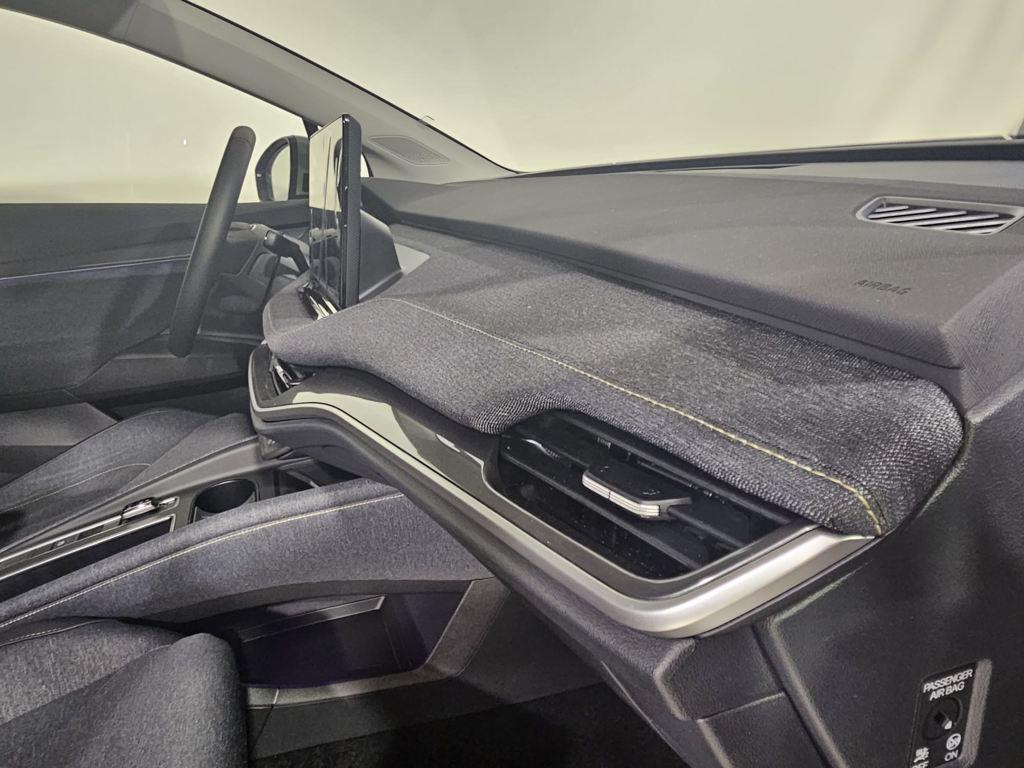 Skoda Elroq 60 63 kWh 150 kW (204 CV) - 9