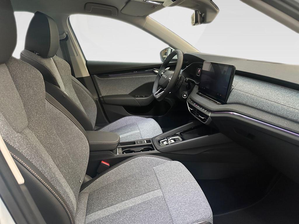 Skoda Octavia Combi 2.0 TDI Design DSG 110 kW (150 CV) - 4