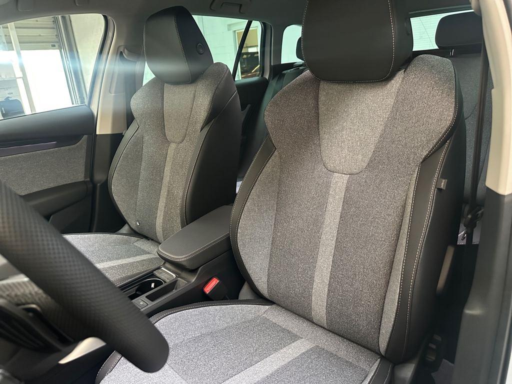 Skoda Octavia Combi 2.0 TDI Design DSG 110 kW (150 CV) - 9