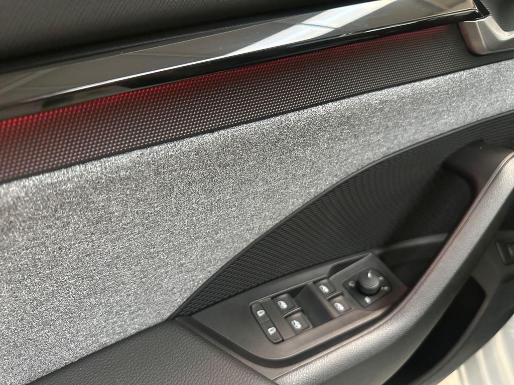 Skoda Octavia Combi 2.0 TDI Design DSG 110 kW (150 CV) - 12