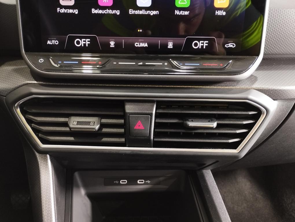 SEAT León 2.0 TDI S&S Style XS 85 kW (115 CV) - 12