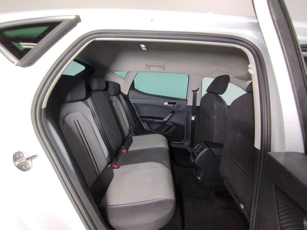 SEAT León 2.0 TDI S&S Style XS 85 kW (115 CV) - 5