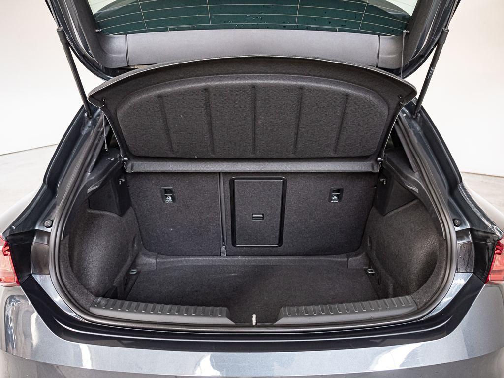 SEAT León 1.5 TSI S&S FR 25 Aniversario 85 kW (116 CV) - 6