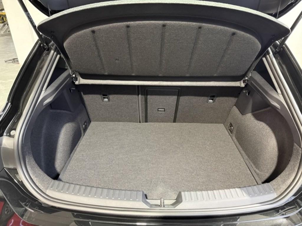 CUPRA León 1.5 TSI e-Hybrid 150 kW (204 CV) DSG - 6