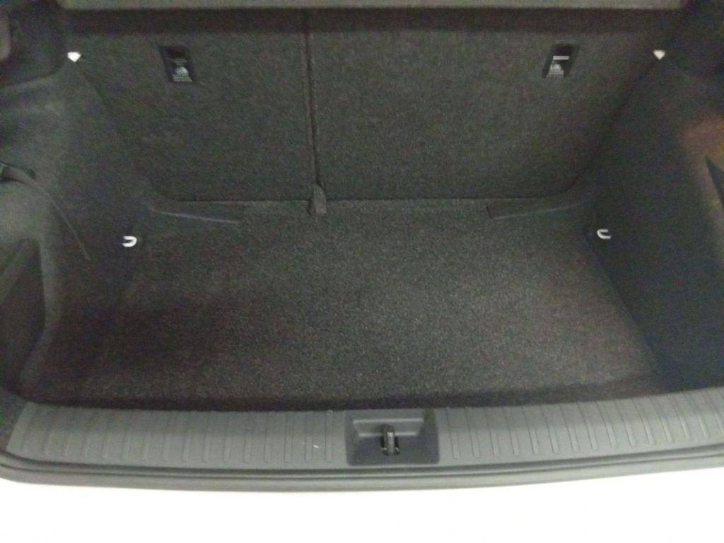 Skoda Kamiq 1.0 TSI Selection 85 kW (115 CV) - 6