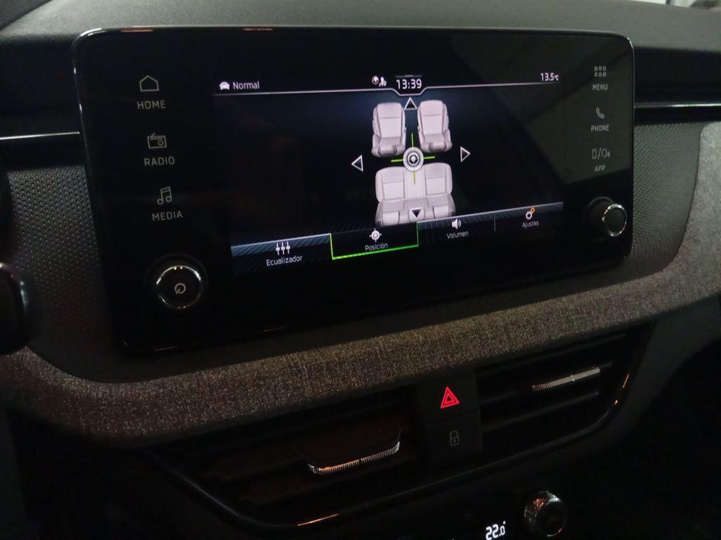 Skoda Kamiq 1.0 TSI Selection 85 kW (115 CV) - 12