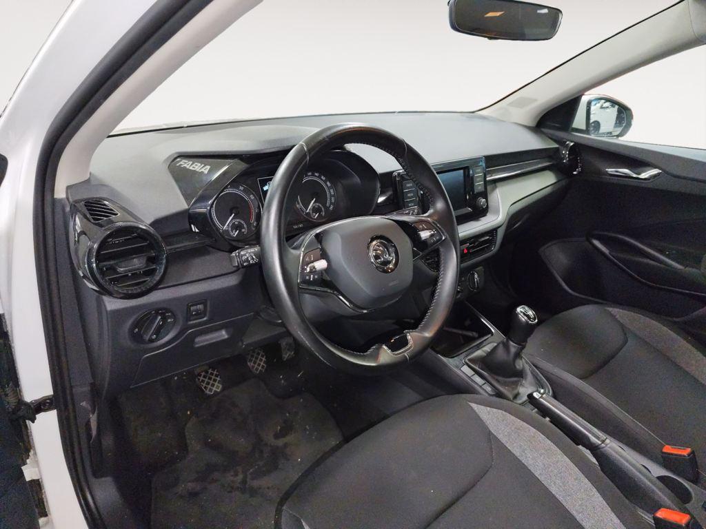 Skoda Fabia 1.0 TSI Active 70 kW (95 CV) - 10