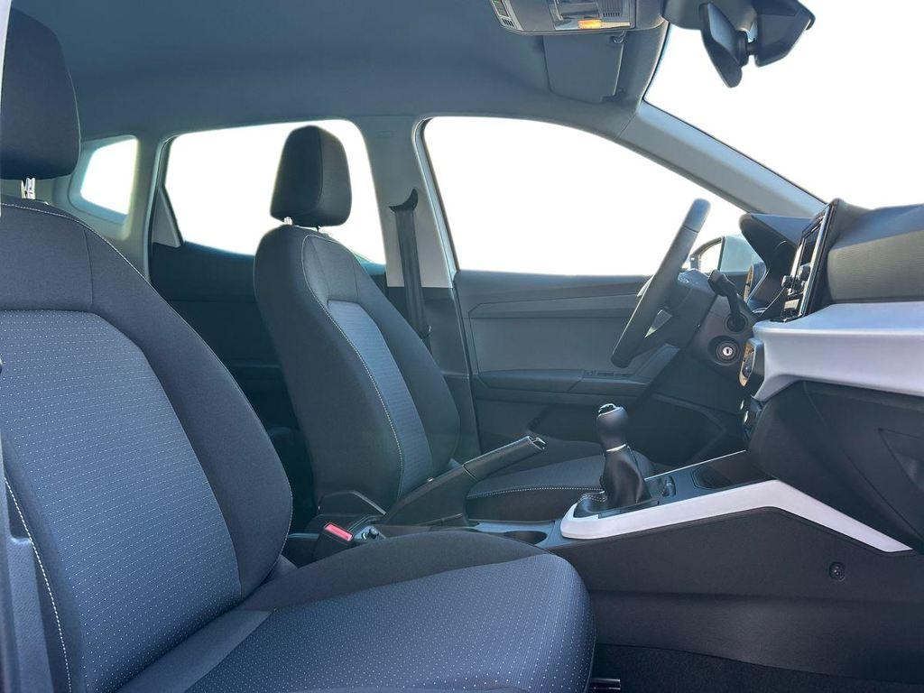 SEAT Arona 1.0 TSI Style XM 70 kW (95 CV) - 4