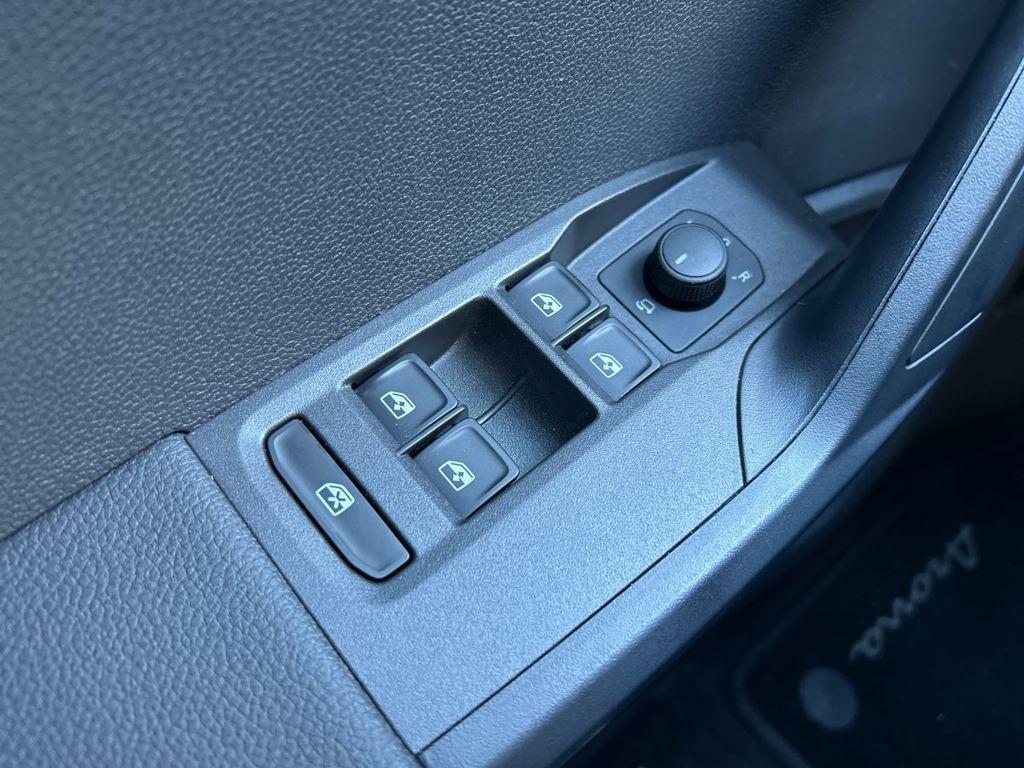 SEAT Arona 1.0 TSI Style XM 70 kW (95 CV) - 12