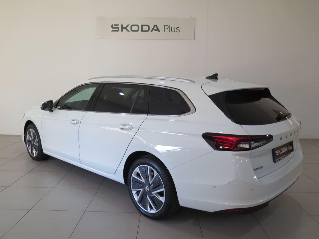 Skoda Superb Combi 1.5 TSI m-HEV Selection DSG 110 kW (150 CV) - 1