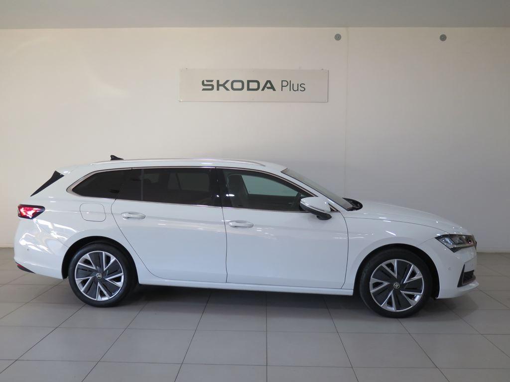 Skoda Superb Combi 1.5 TSI m-HEV Selection DSG 110 kW (150 CV) - 2