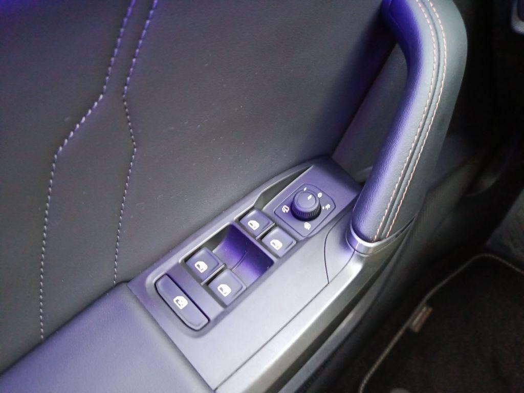 CUPRA Formentor 1.4 e-Hybrid DSG 150 kW (204 CV) - 10