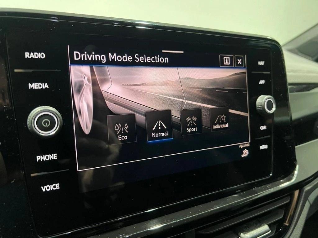 Volkswagen T-Roc Sport 1.5 TSI 110 kW (150 CV) - 8