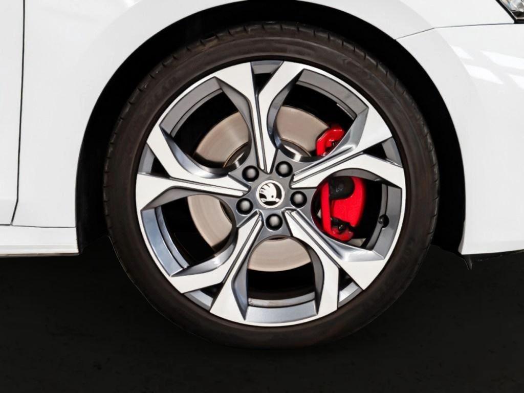 Skoda Octavia 2.0 TSI RS DSG 195 kW (265 CV) - 7