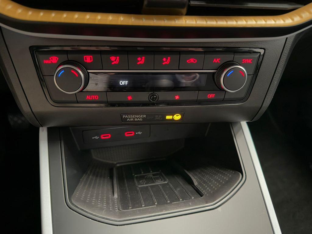 SEAT Arona 1.0 TSI Style XM DSG 85 kW (115 CV) - 8