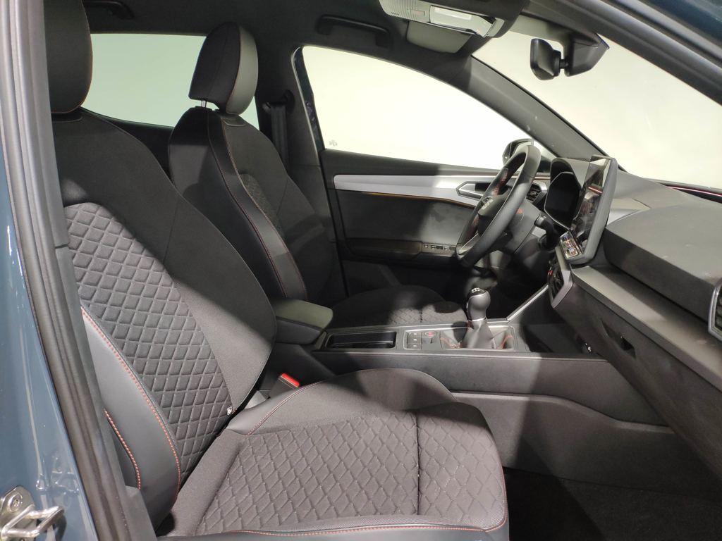 SEAT León 1.5 TSI S&S FR 25 Aniversario 85 kW (116 CV) - 4