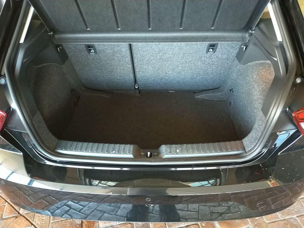 SEAT Ibiza 1.0 TSI S&S Style XM 85 kW (115 CV) - 6