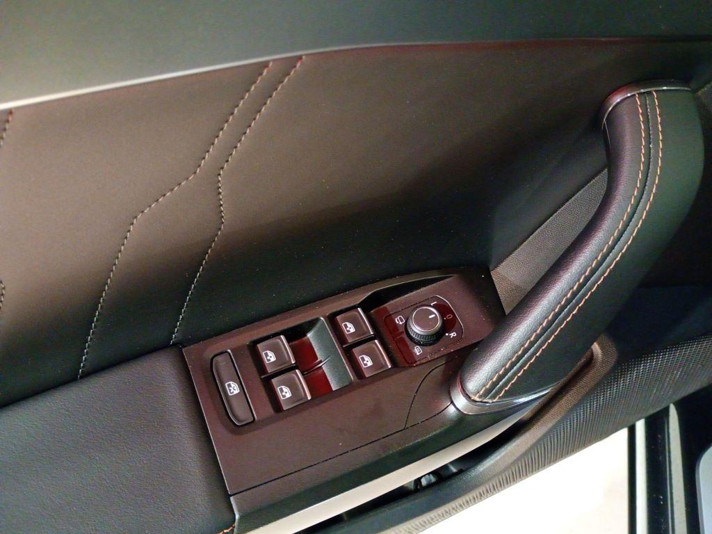 CUPRA Formentor 1.4 e-Hybrid DSG 150 kW (204 CV) - 10