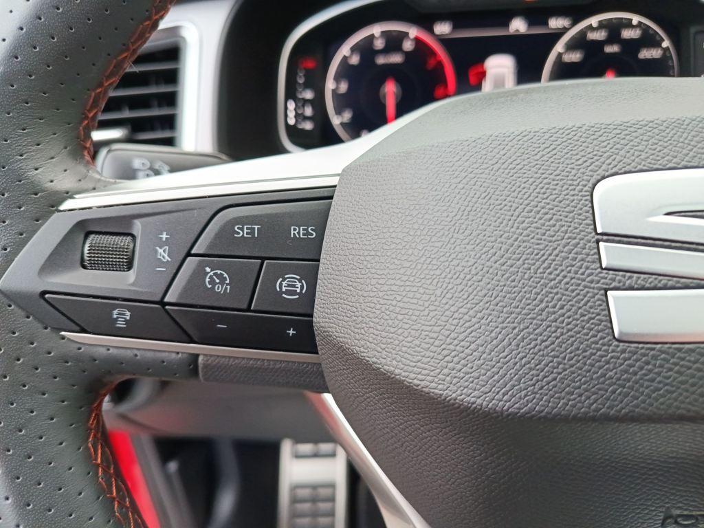 SEAT Ateca 1.5 TSI S&S FR Special Edition 110 kW (150 CV) - 10