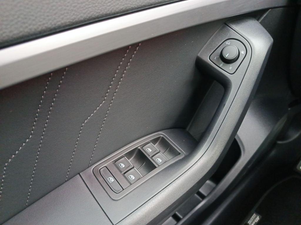 SEAT Ateca 1.5 TSI S&S FR Special Edition 110 kW (150 CV) - 13