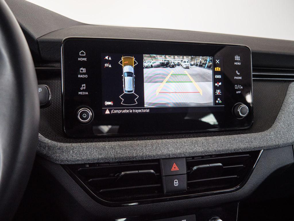 Skoda Kamiq 1.0 TSI Selection 85 kW (115 CV) - 9