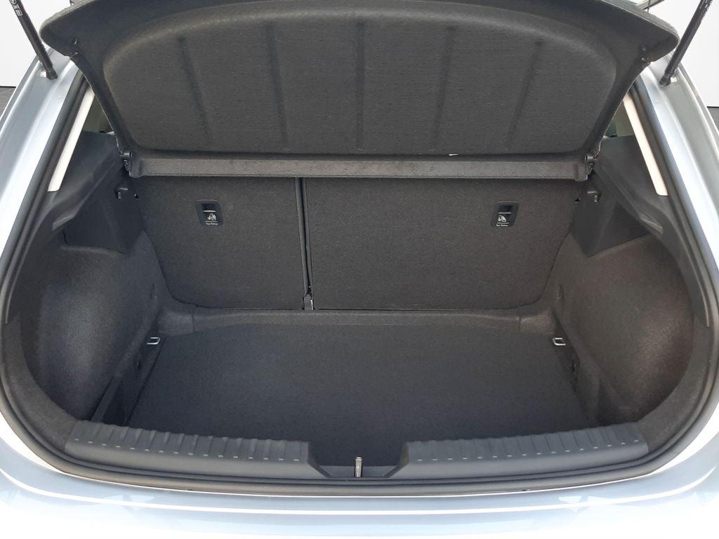 SEAT León 1.0 TSI S&S Style XL Vision 81 kW (110 CV) - 6